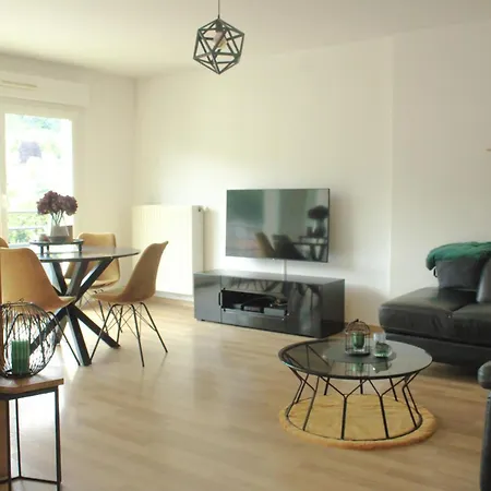 דירה Theskyfall , Cosy Appartement, Terrasse & Parking *