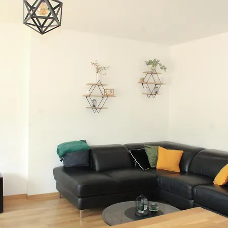 דירה Theskyfall , Cosy Appartement, Terrasse & Parking